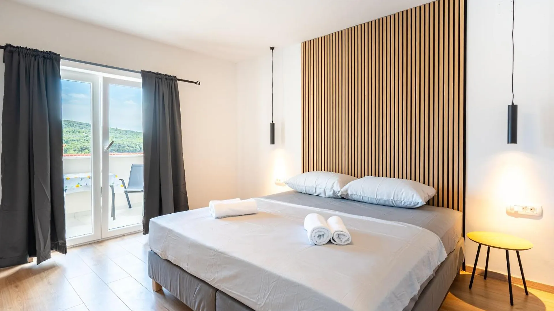 Apartments & Rooms Klemenc Cres