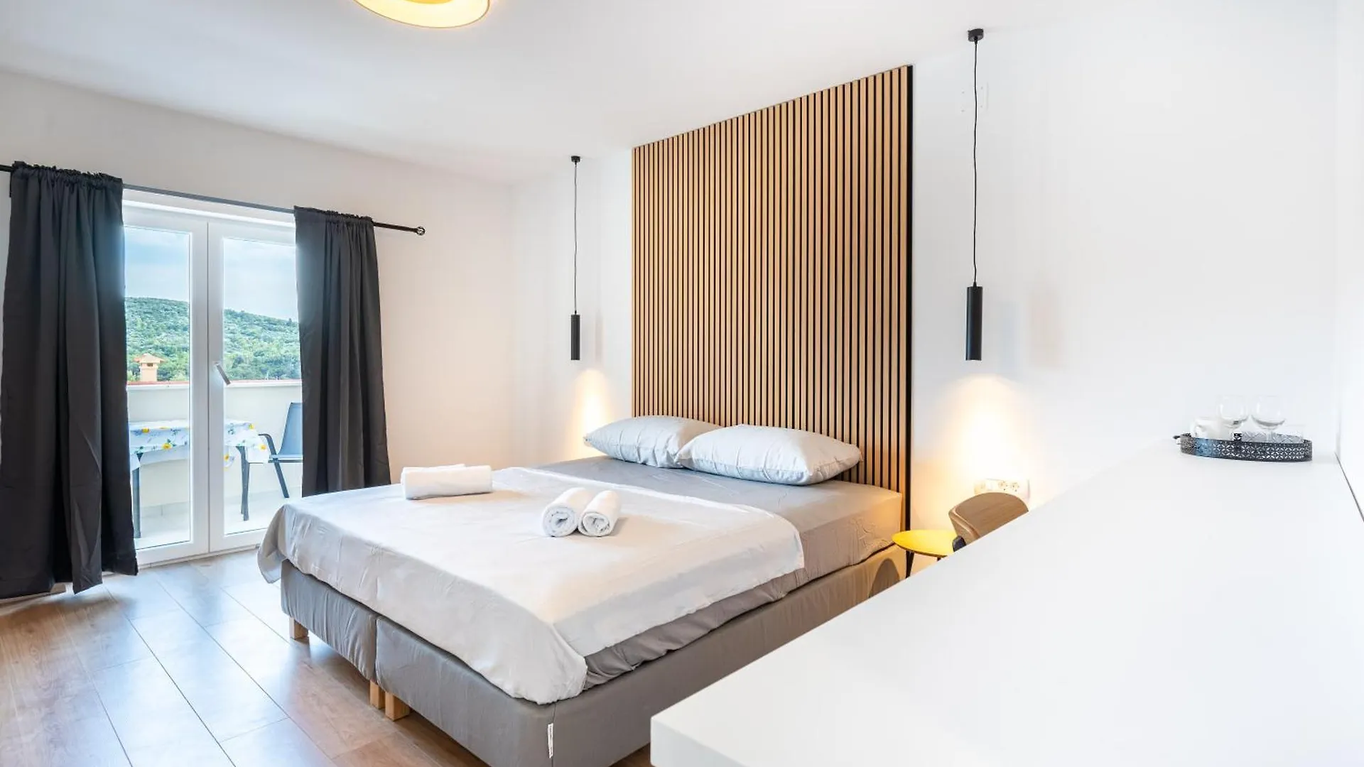 Apartments & Rooms Klemenc Cres