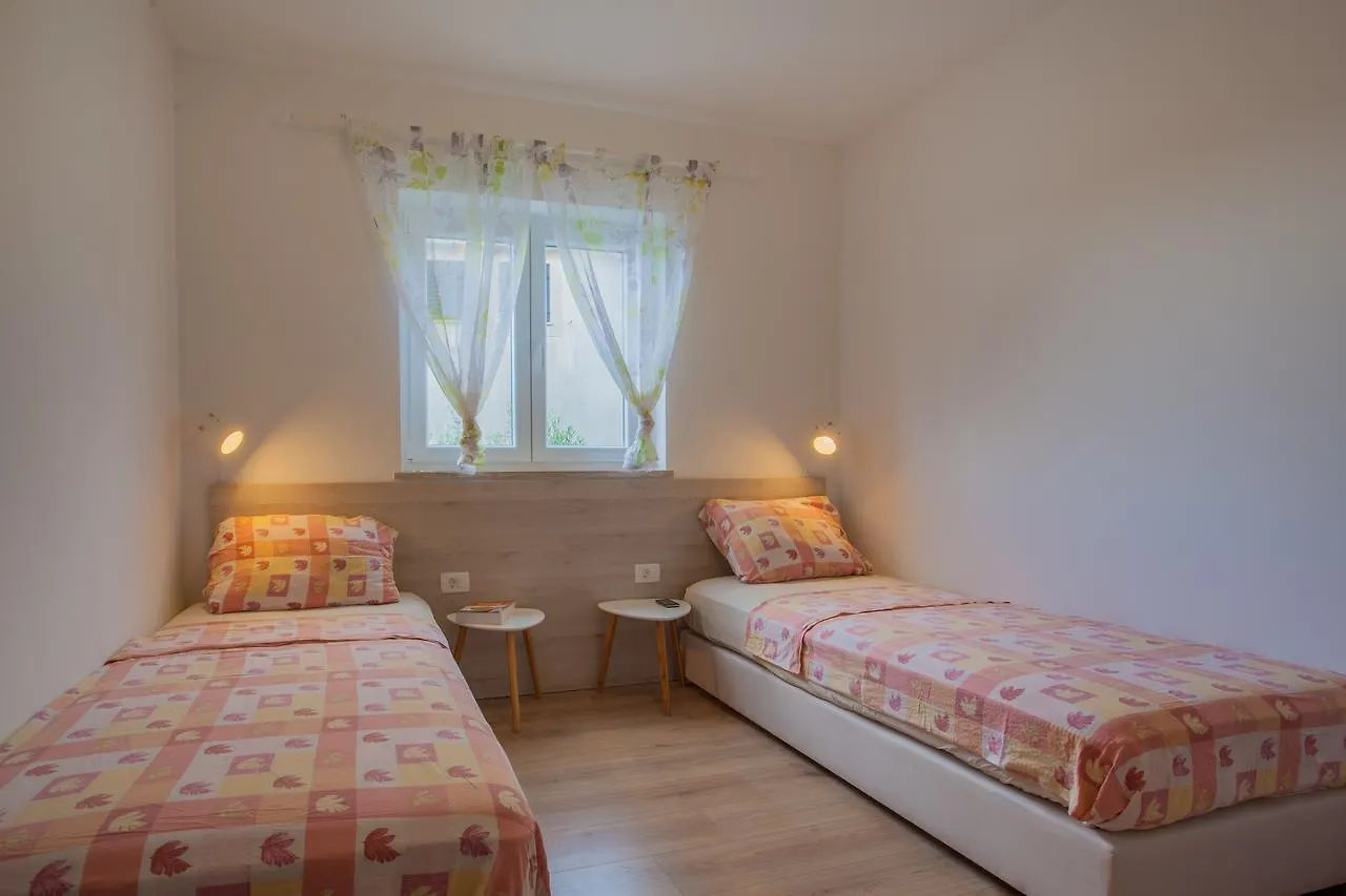Apartments & Rooms Klemenc Cres Kroatië